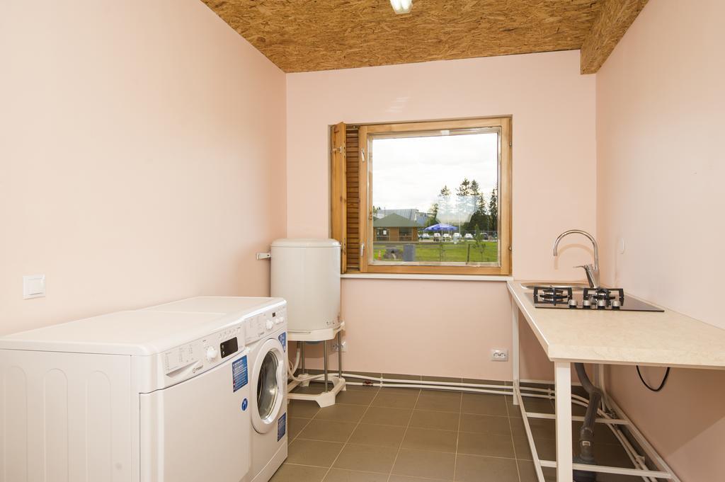 Vanamoisa Caravan Park Saue Δωμάτιο φωτογραφία
